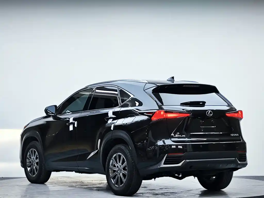 Lexus NX 2020 200 V