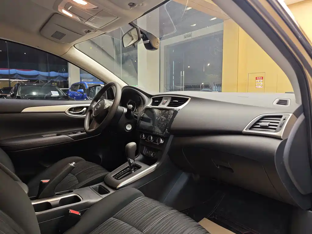 Nissan Sylphy — миниатюра 31