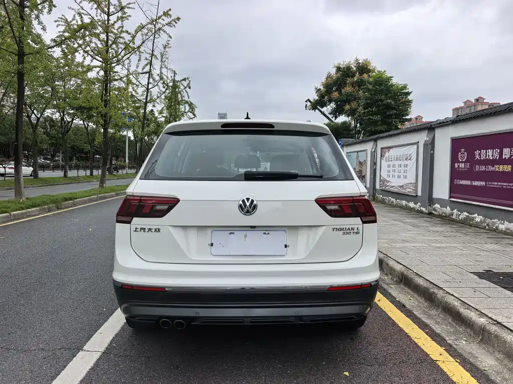 Volkswagen Tiguan L — миниатюра 19