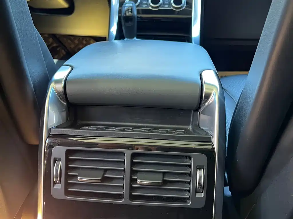 Land Rover Sport — миниатюра 12