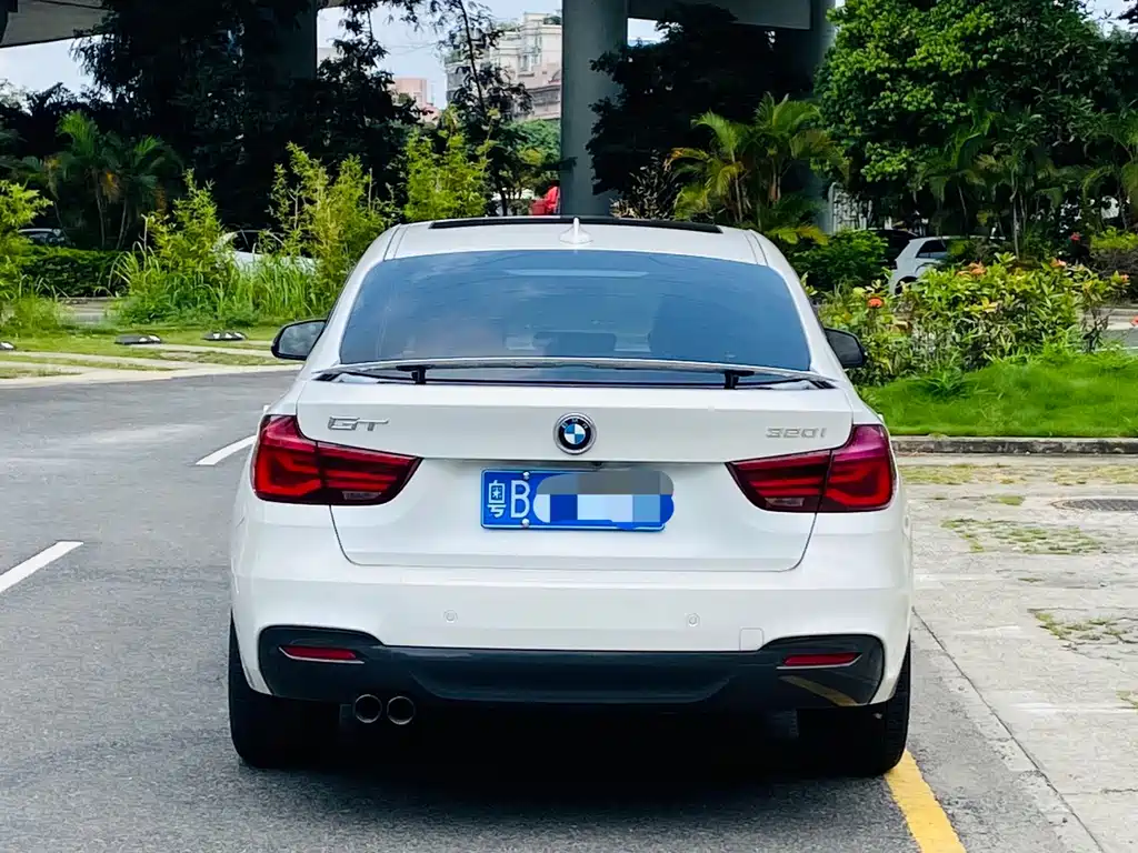 BMW 3 Series GT 3 GT 2020 320i M Sport
