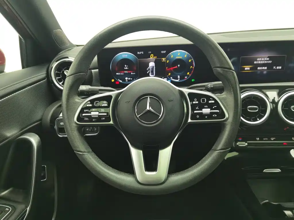 Mercedes-Benz A-Class — миниатюра 11