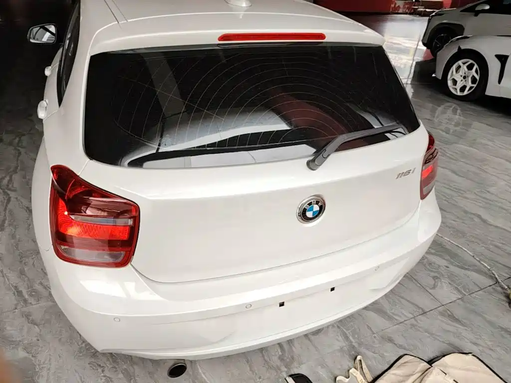 BMW 1 Series (Import) — миниатюра 6