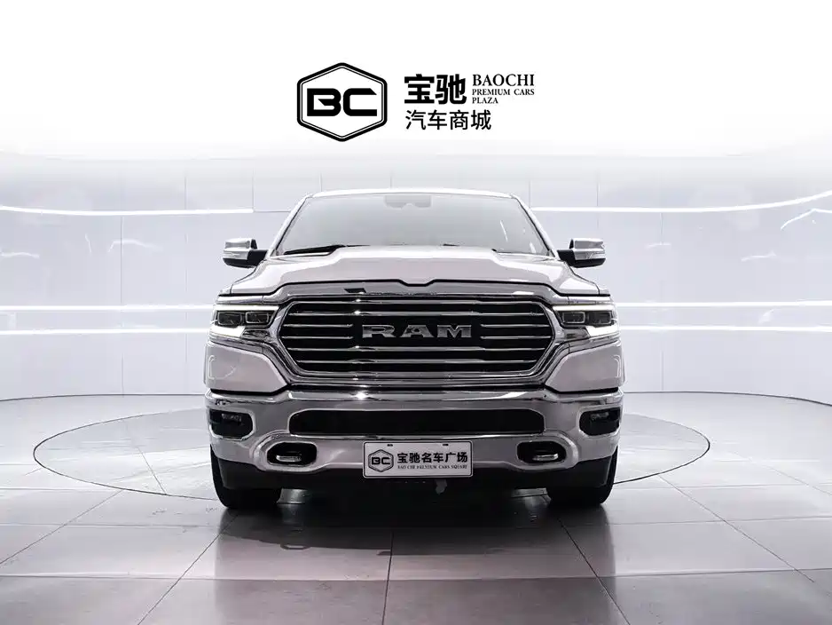 Ram Trucks 2022 5.7L