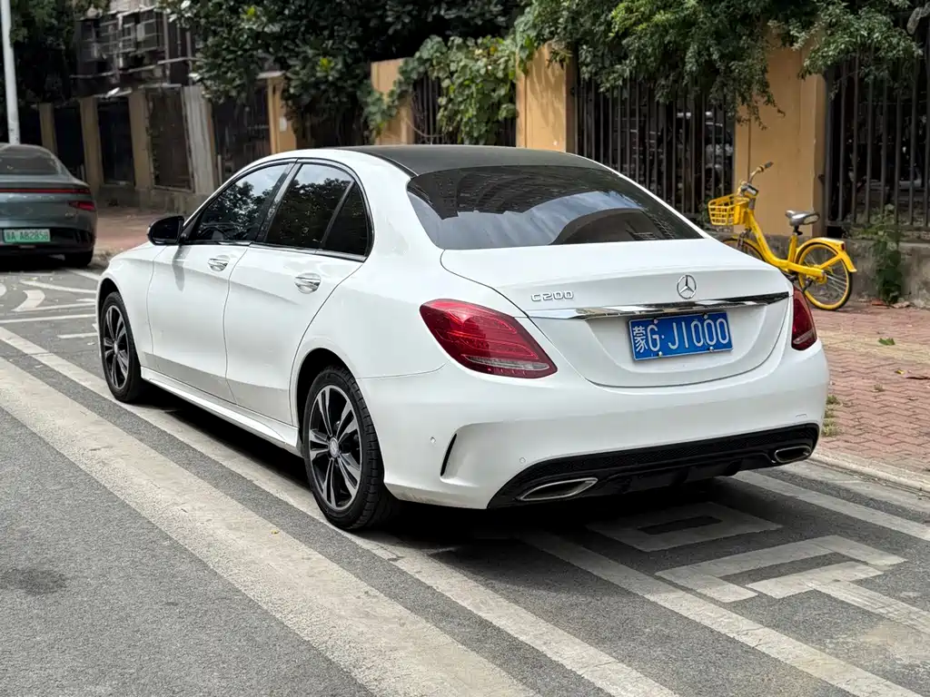 Mercedes-Benz C-Class — миниатюра 10