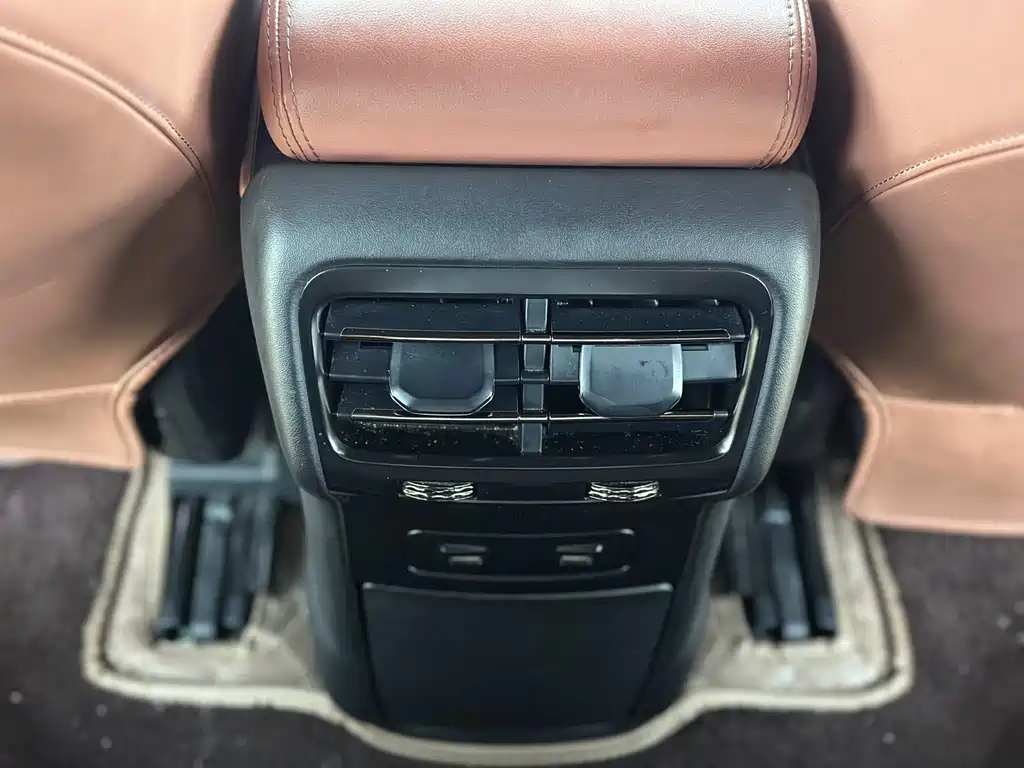NIO EC6 — миниатюра 16