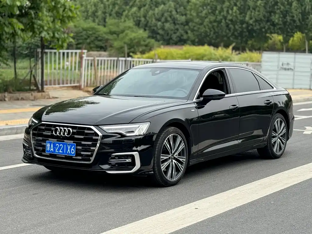 Audi A6L 2022