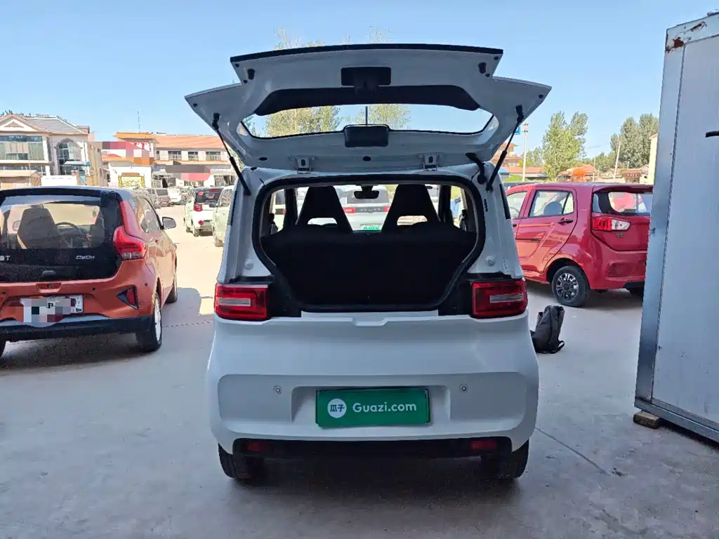 Wuling MINIEV — миниатюра 19