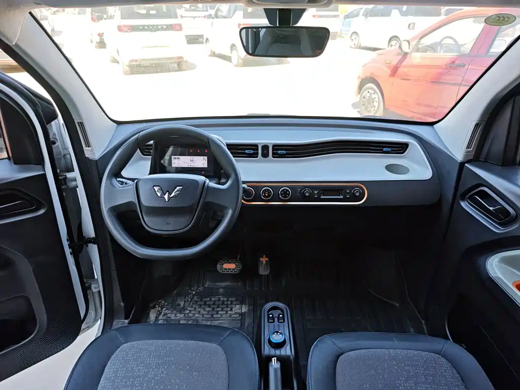Wuling MINIEV — миниатюра 10