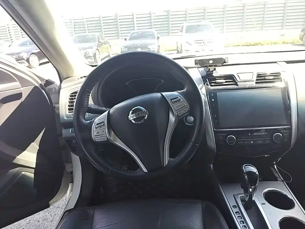Nissan Teana — миниатюра 15