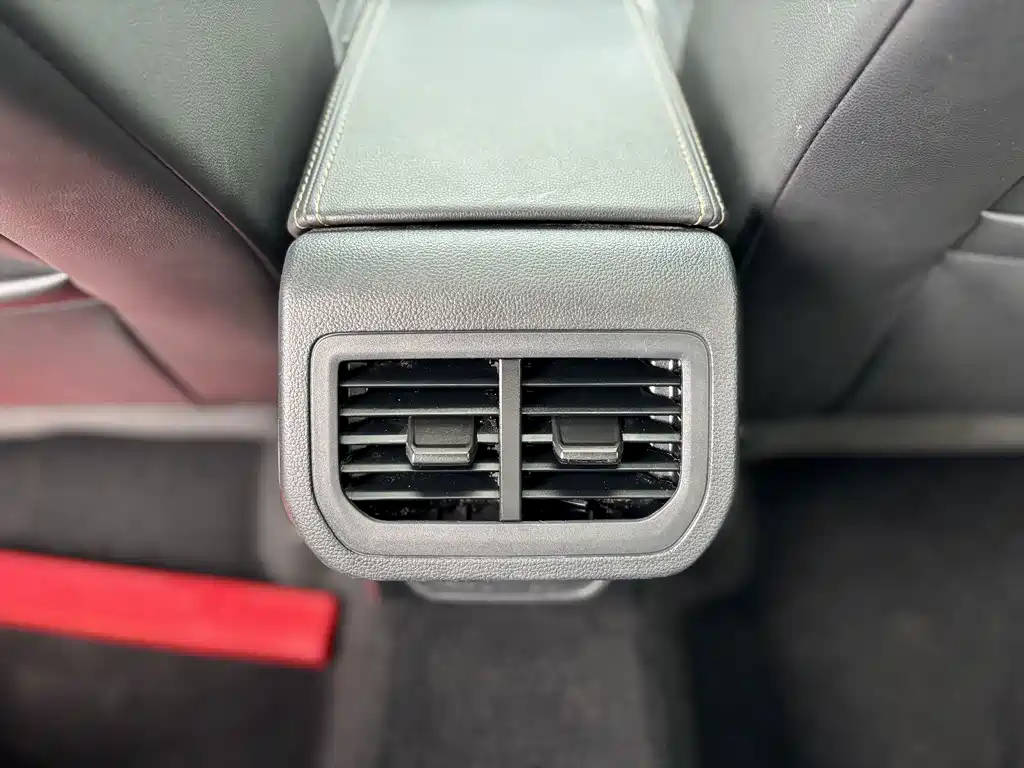 Volkswagen Lavida — миниатюра 17