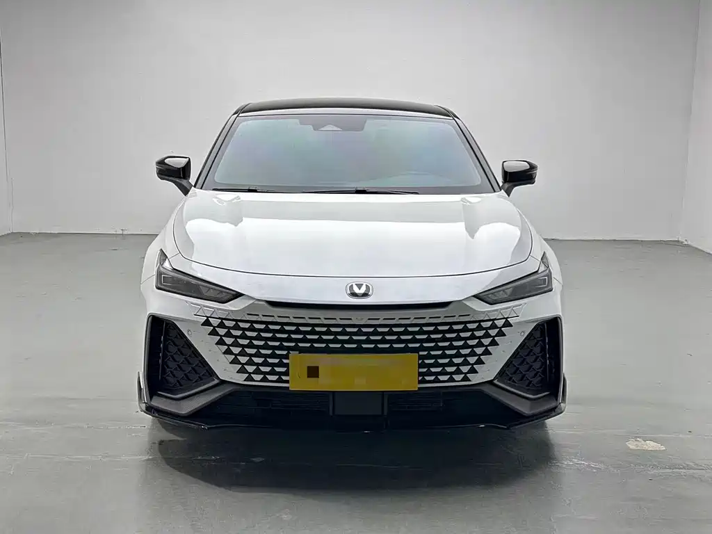 Changan UNI-V — миниатюра 2