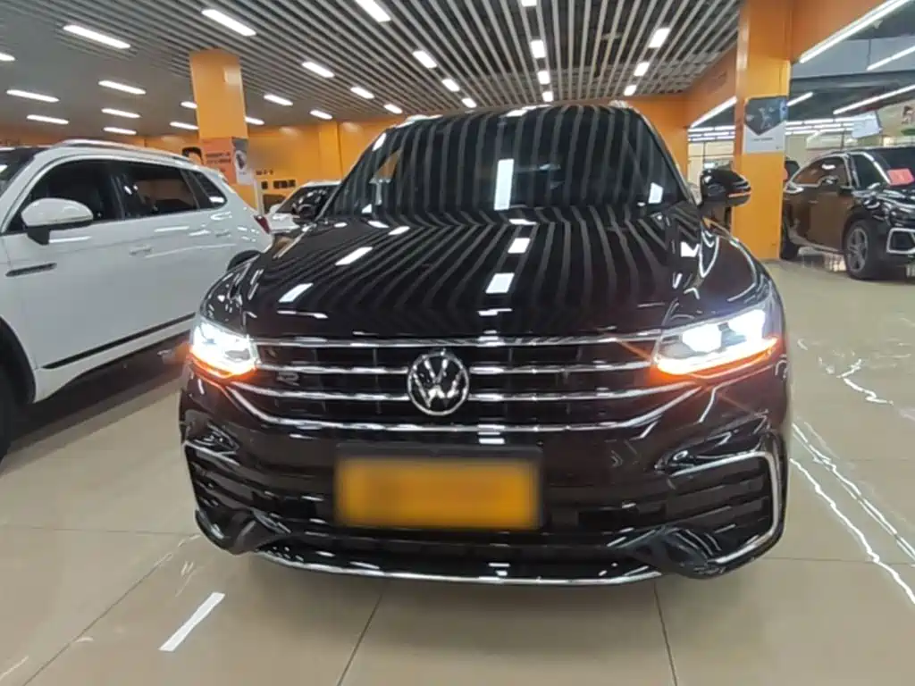 Volkswagen Tiguan L — миниатюра 3