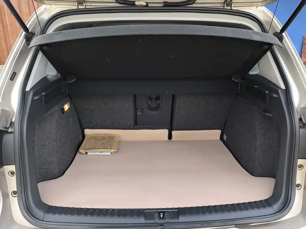 Volkswagen Tiguan — миниатюра 18