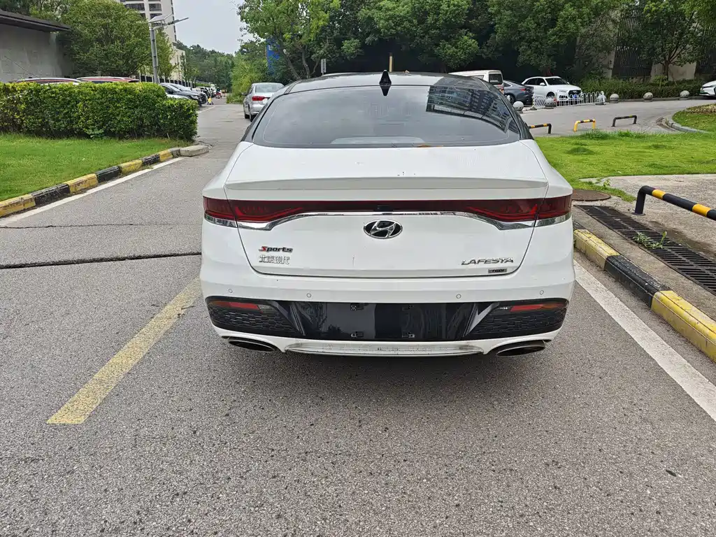 Hyundai Fista — миниатюра 6
