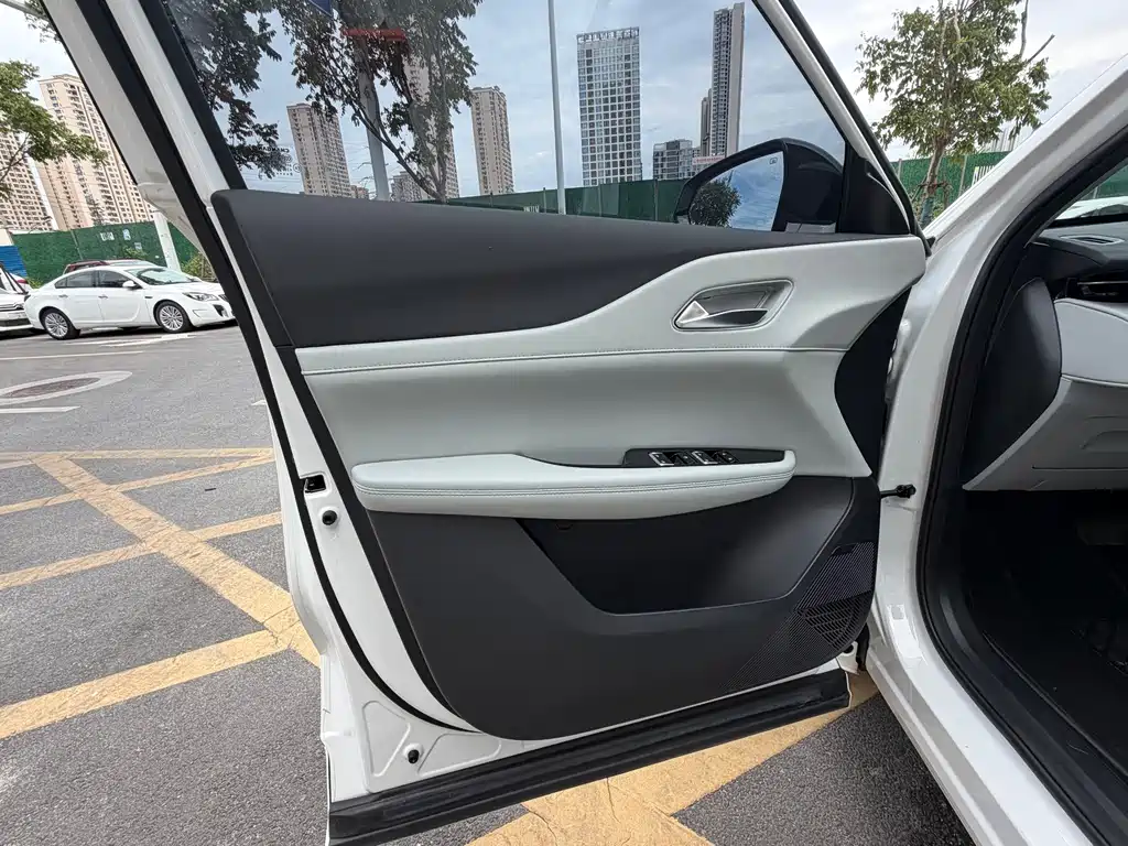 Changan UNI-Z — миниатюра 7