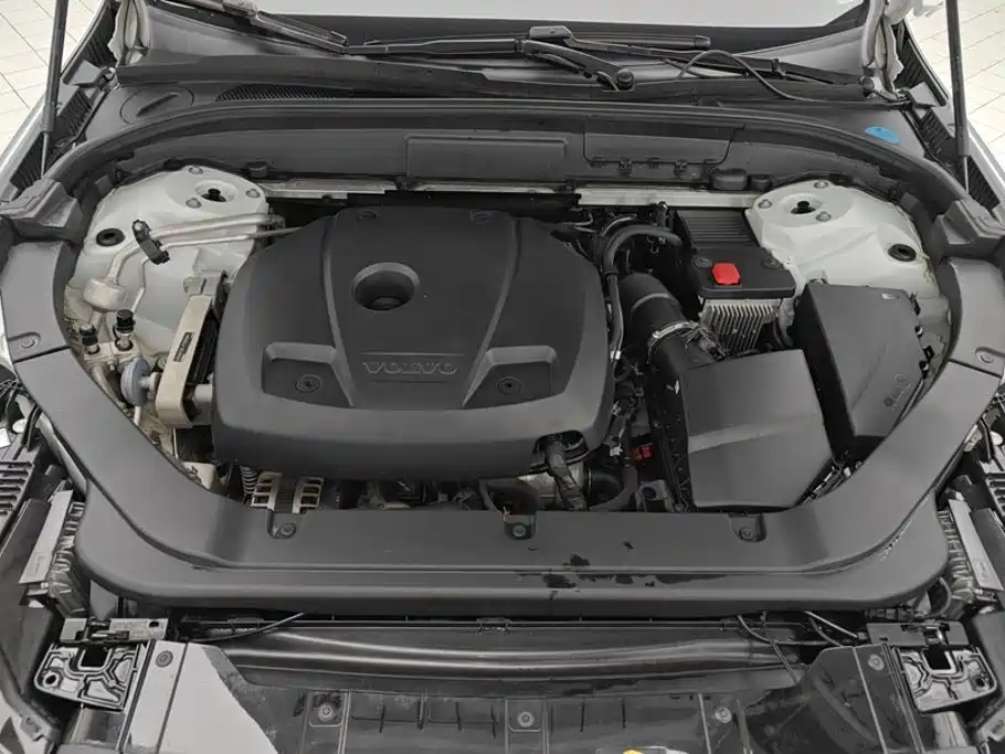 Volvo XC60 — миниатюра 9