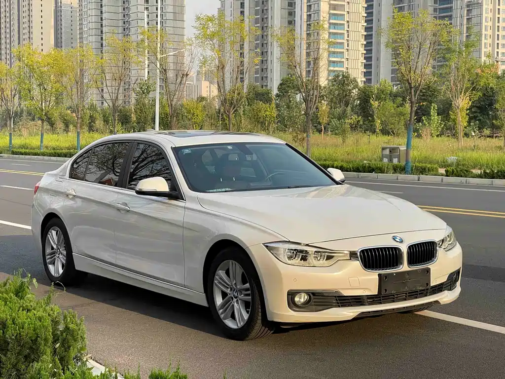 BMW 3 Series — миниатюра 3