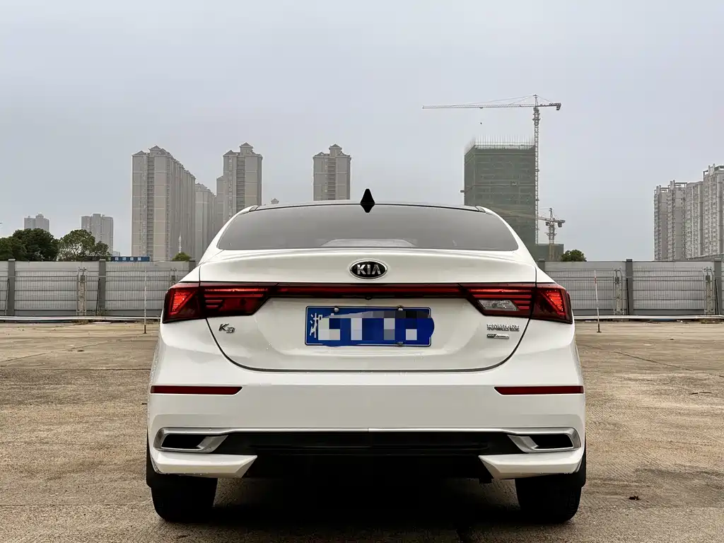KIA  K3