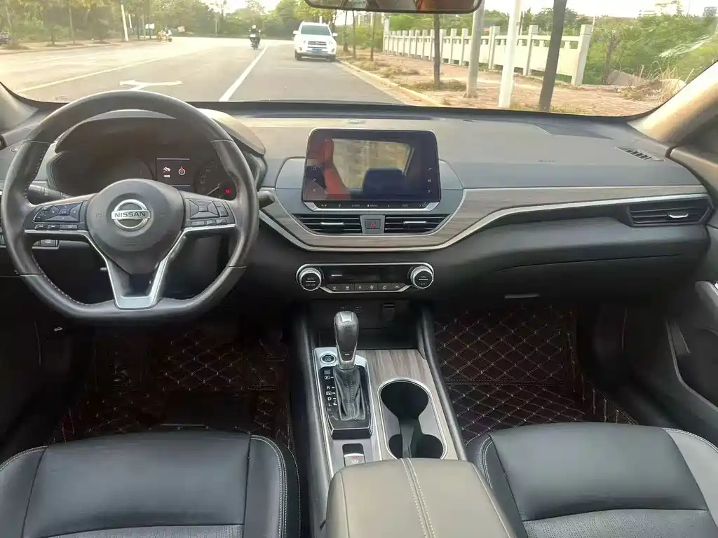 Nissan Teana — миниатюра 7
