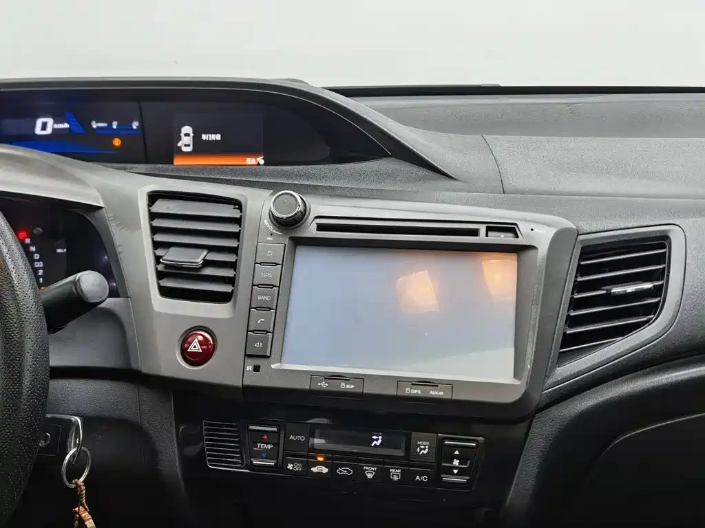 Honda Civic — миниатюра 12