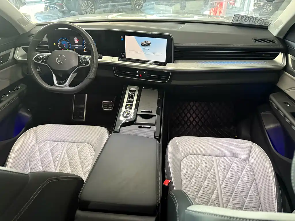 Volkswagen Tavendor 2023 380TSI R-Line