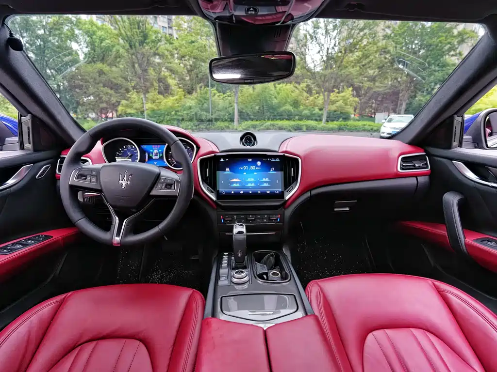Maserati Ghibli — миниатюра 8