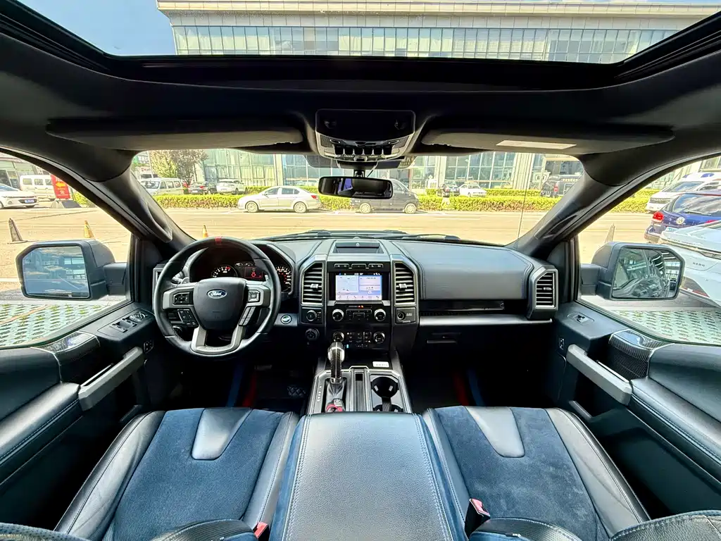 Ford F-150 Raptor — миниатюра 10