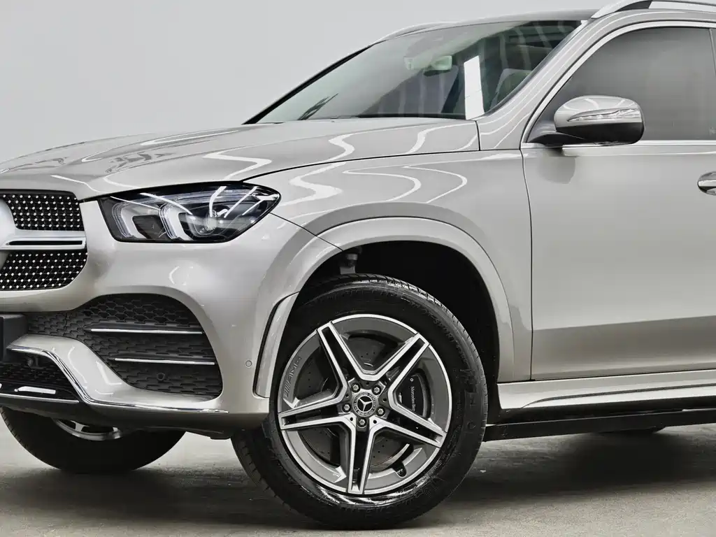 Mercedes-Benz GLE (Import) — миниатюра 27