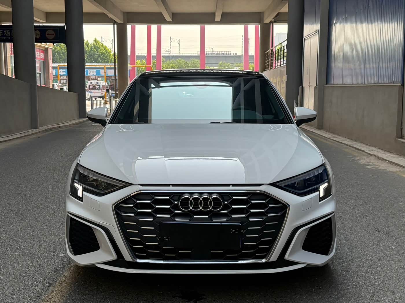 Audi A3 1.4 л 2023 г. Белый, пробег 34000 км