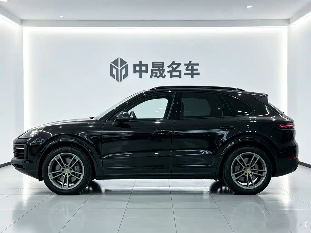Porsche Cayenne — миниатюра 5