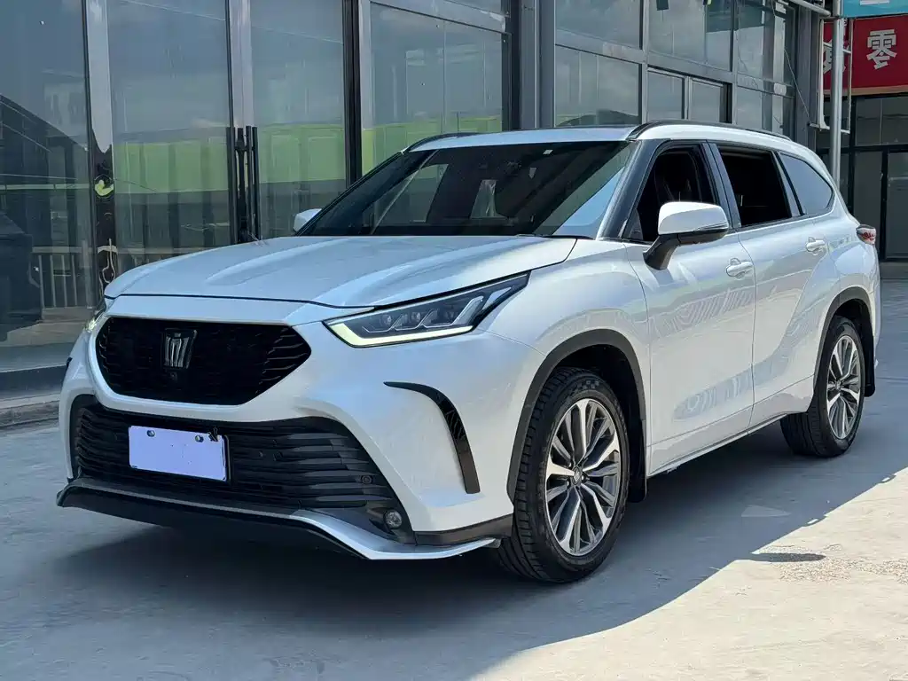 Toyota Crown Kluger