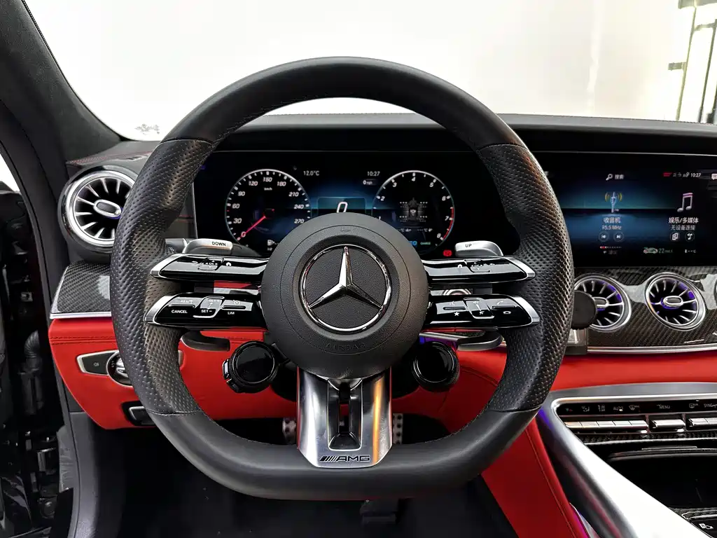 MERCEDES-BENZ AMG GT