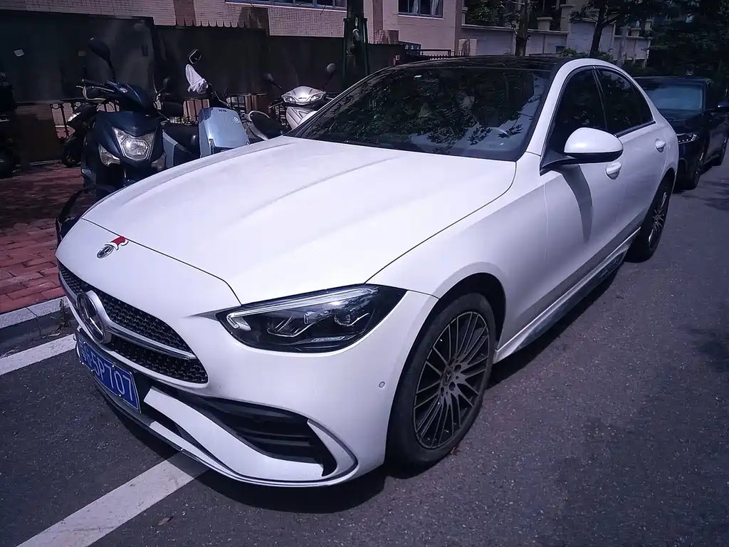 Mercedes-Benz C-Class — миниатюра 10