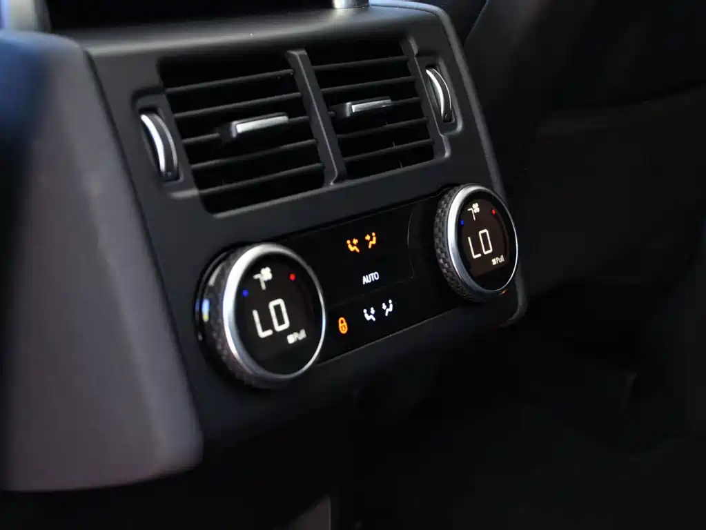 Land Rover Discovery — миниатюра 20