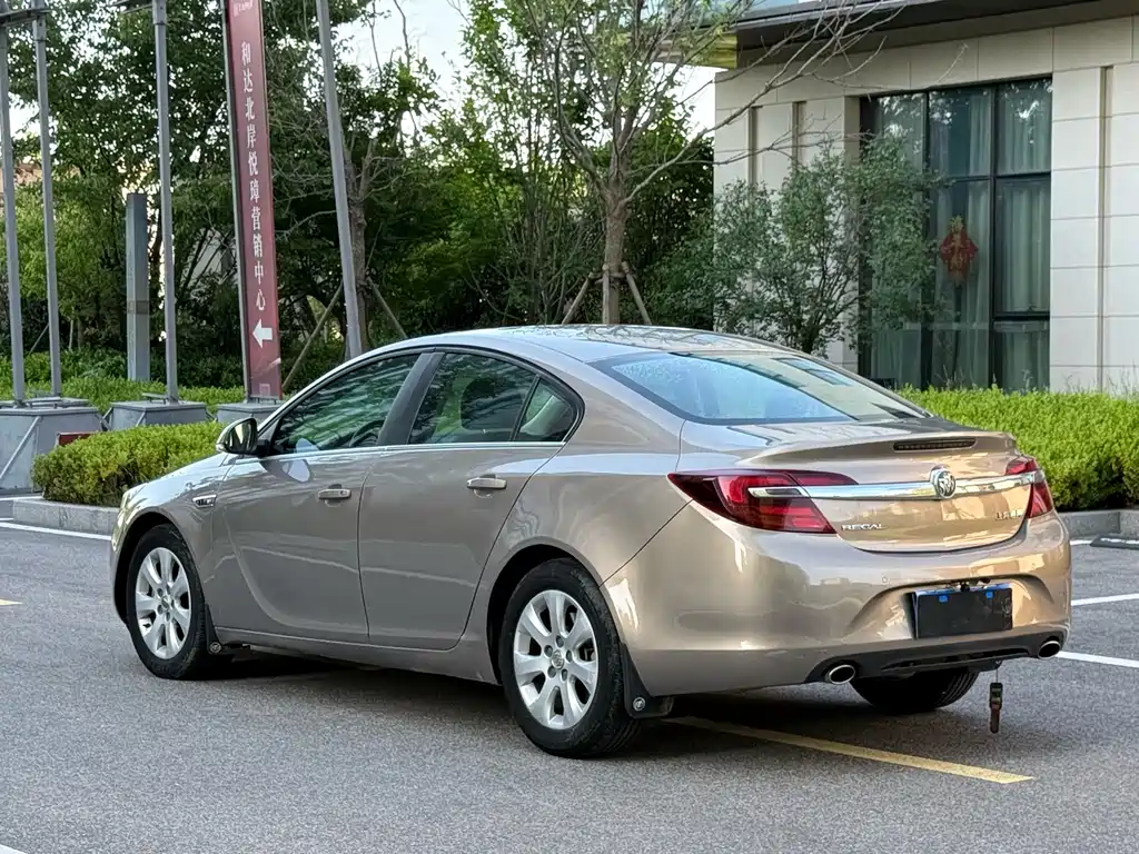 Buick Regal — миниатюра 4