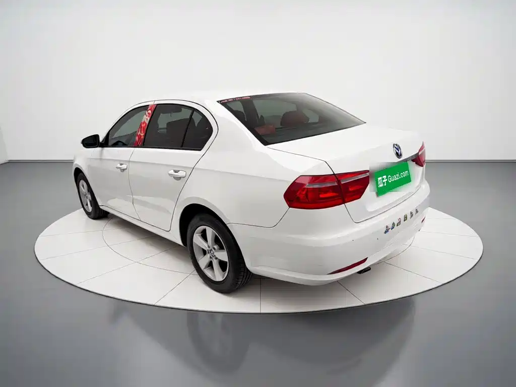 Volkswagen Lavida 2013 1.6L AT