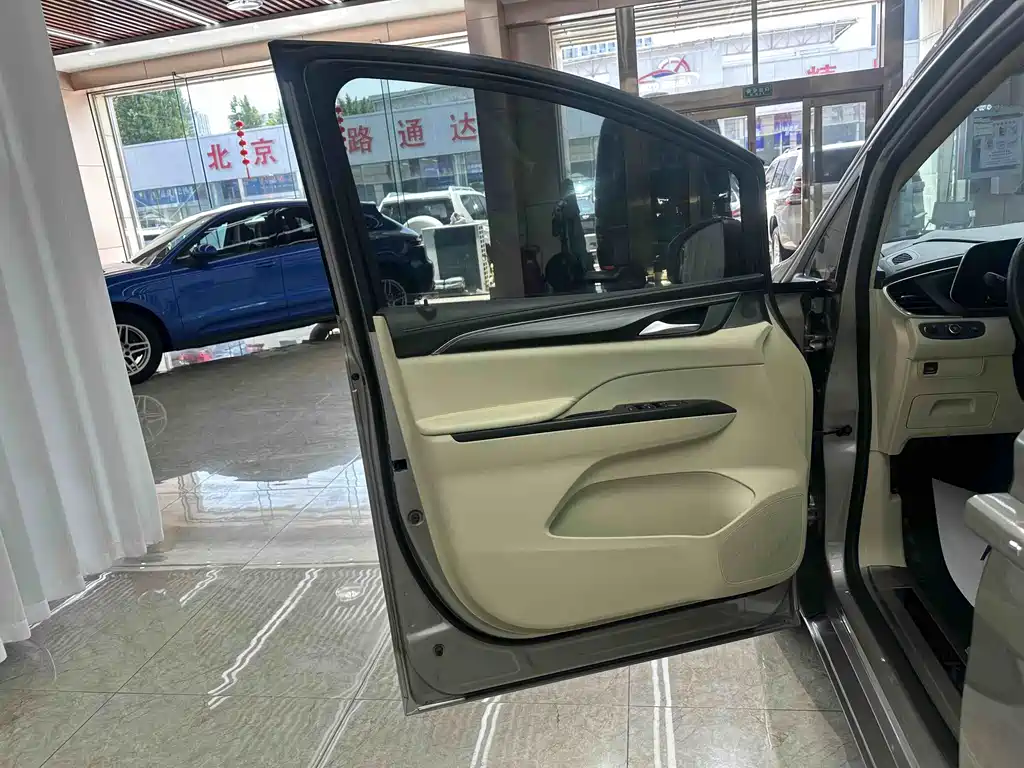 Buick GL8 2023 ES Premium