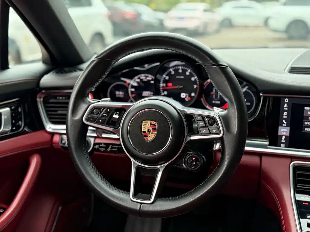 Porsche Panamera — миниатюра 13