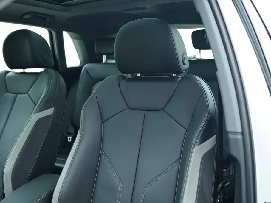 Audi Q3 — миниатюра 12