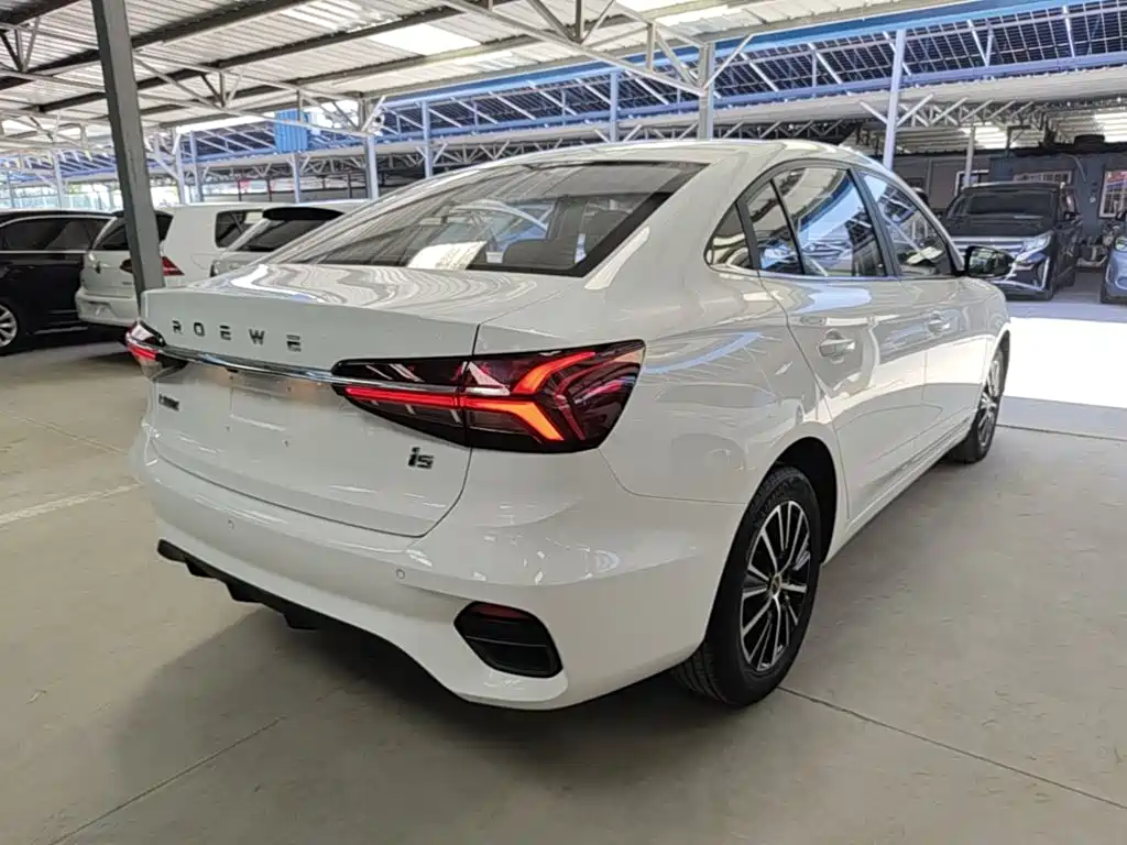 Roewe i5 — миниатюра 7