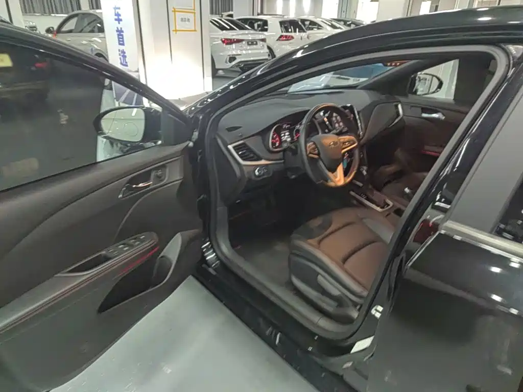Chevrolet Monza — миниатюра 16
