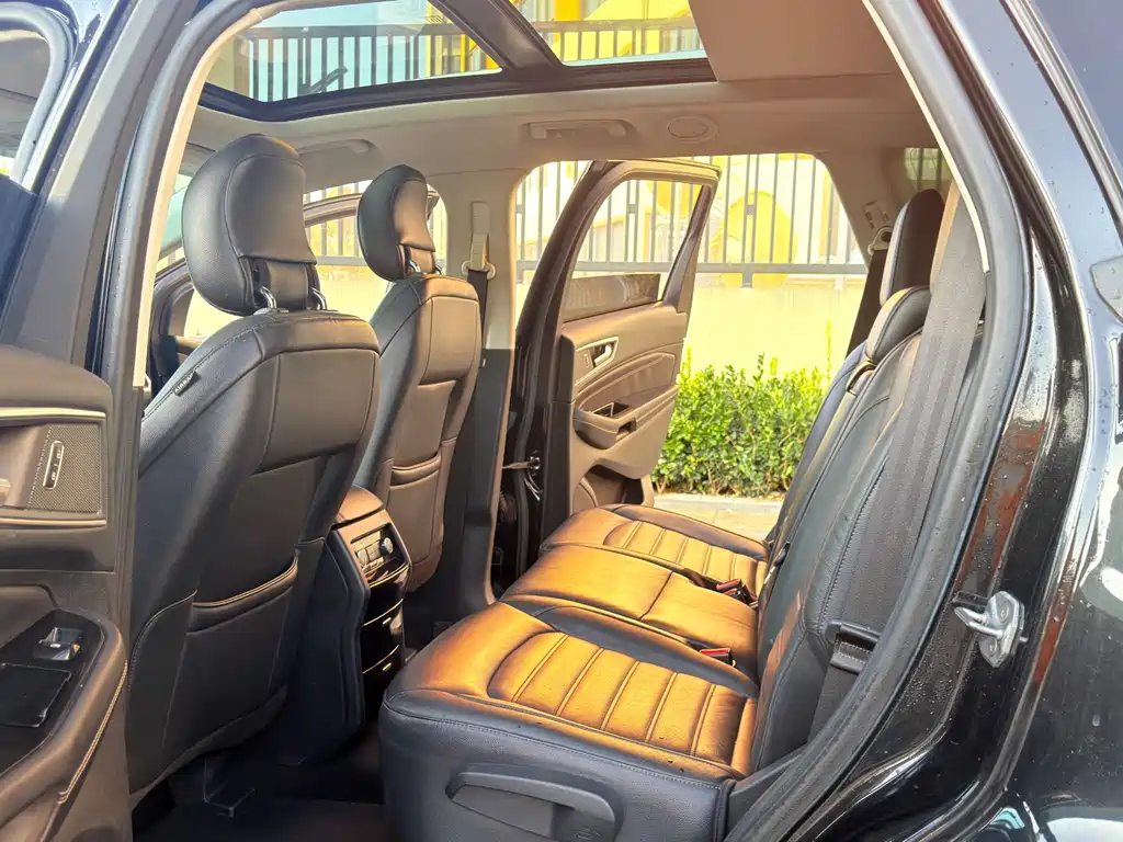 Ford Edge 2015 2.0T GTDi