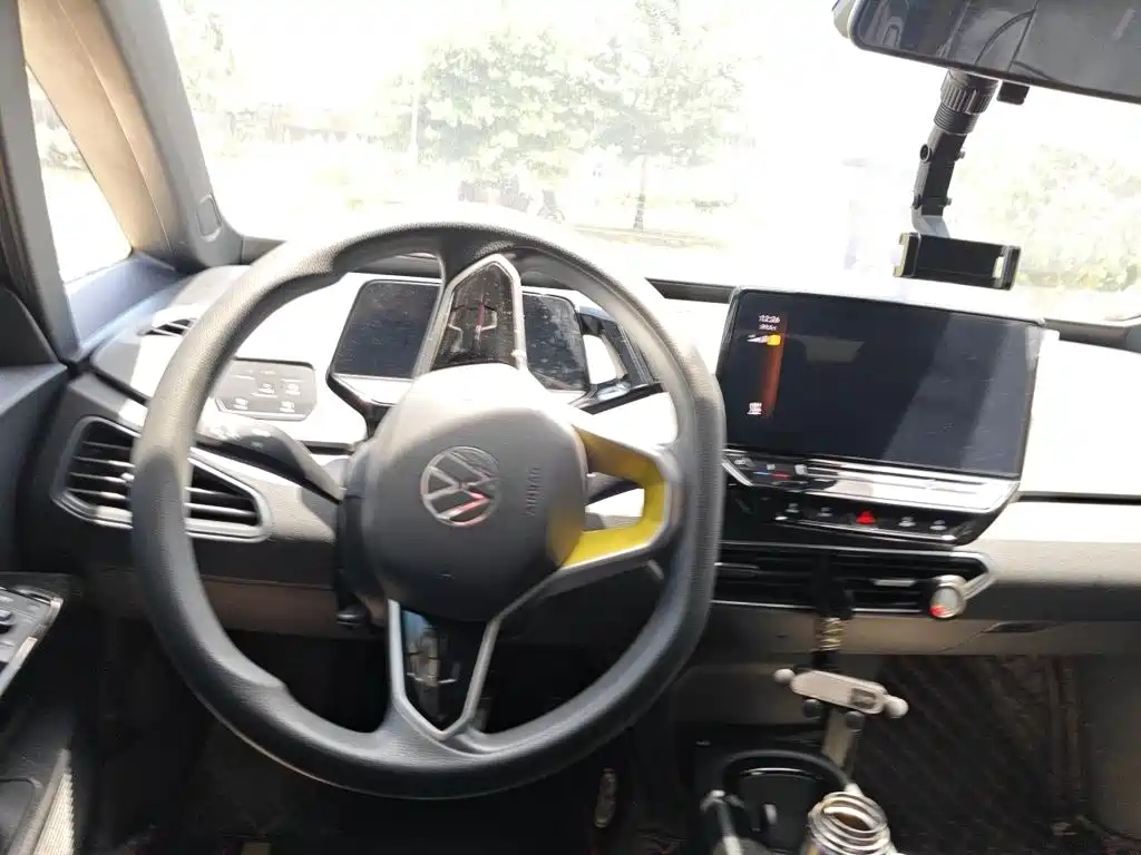 Volkswagen ID.3 — миниатюра 3