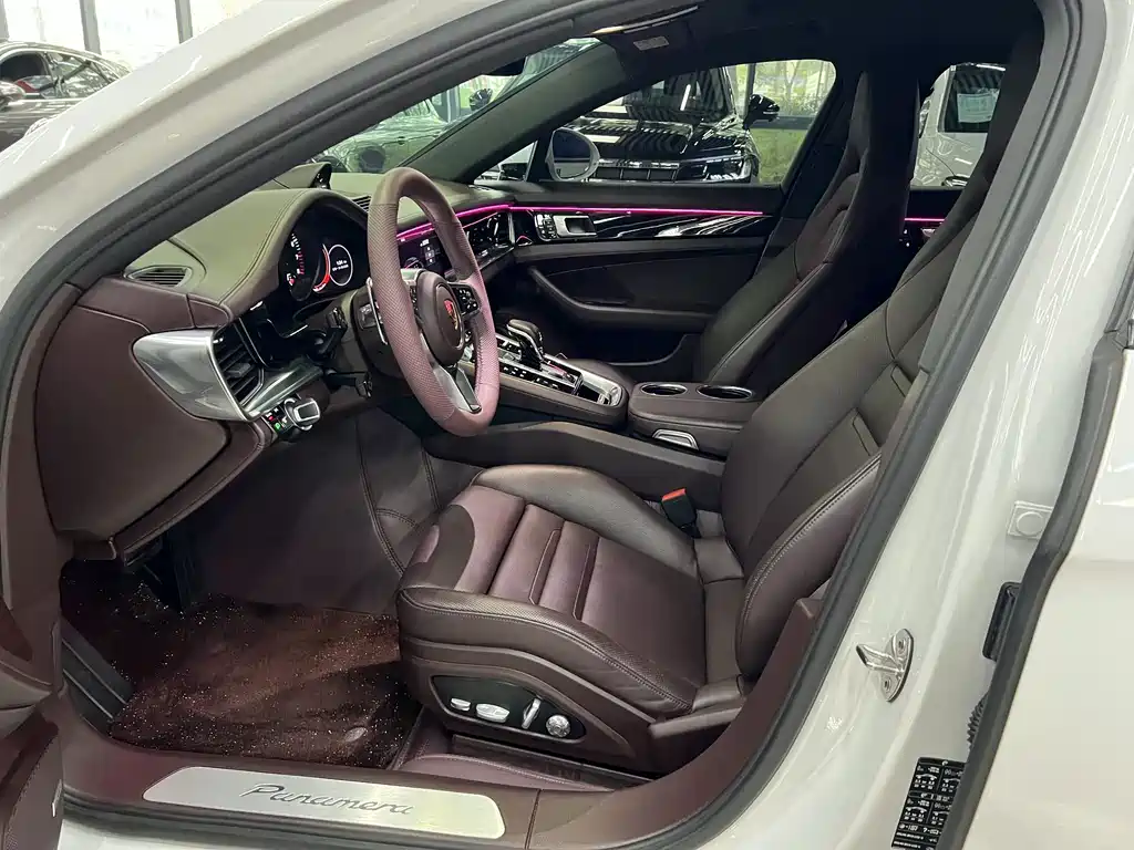 Porsche Panamera — миниатюра 32