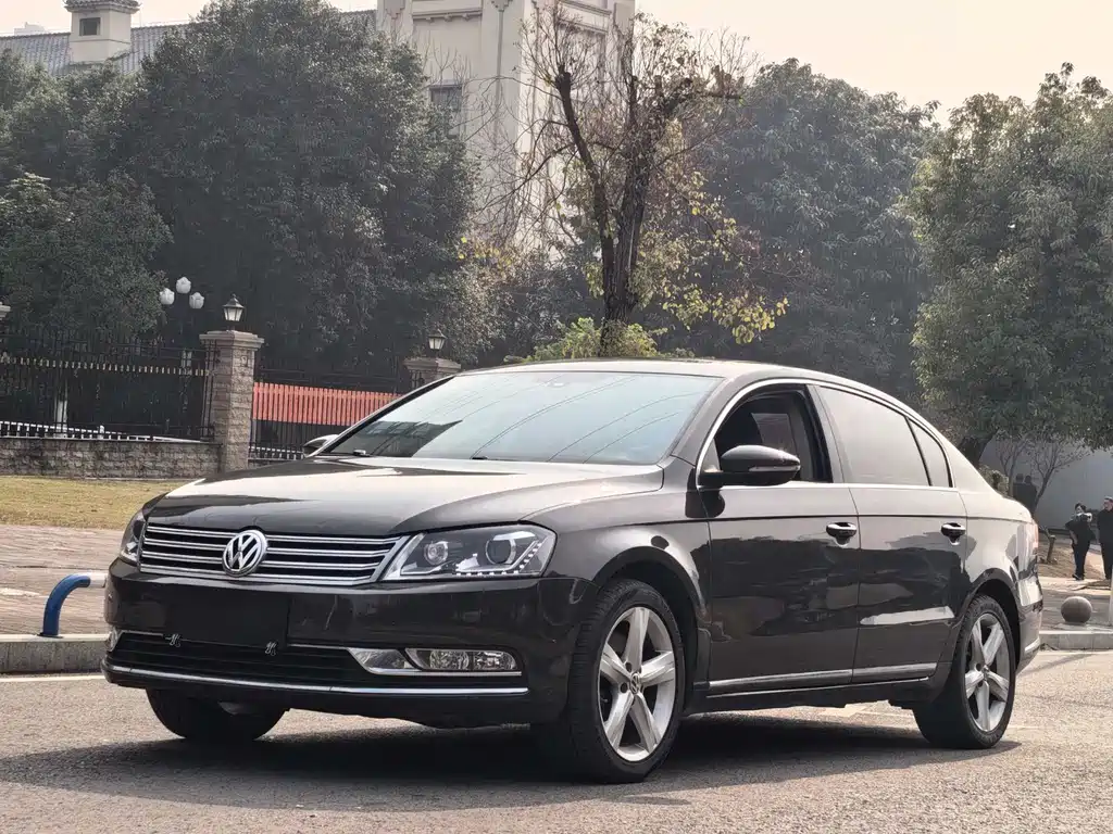 Volkswagen Magotan 2016