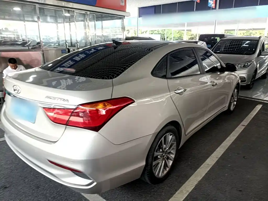 Hyundai Mistra — миниатюра 7