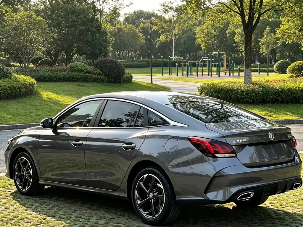 MG MG5 — миниатюра 9