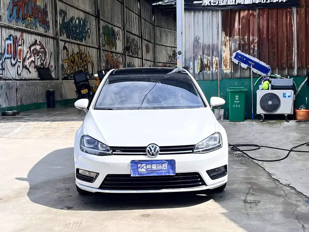 Volkswagen Golf — миниатюра 2