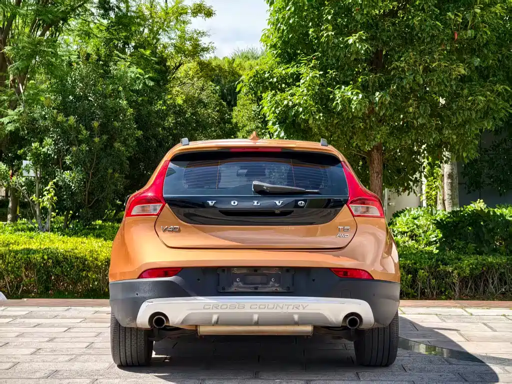 Volvo V40 — миниатюра 6